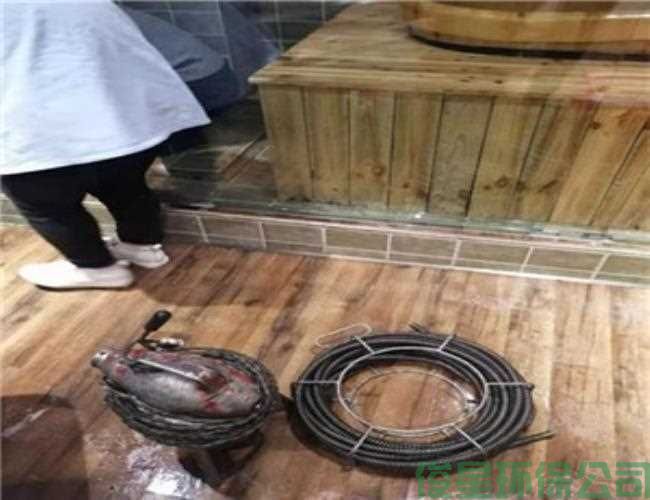 東橫街管道疏通蹲廁被堵住了怎么疏通