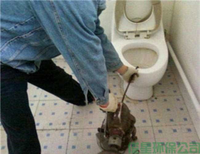 中心北路管道疏通側所堵了用管道疏通劑有用嗎