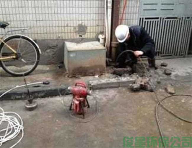 九渡河管道疏通最好用的馬桶疏通器
